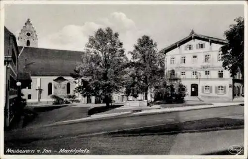 Ak Neubeuern in Oberbayern, Marktplatz