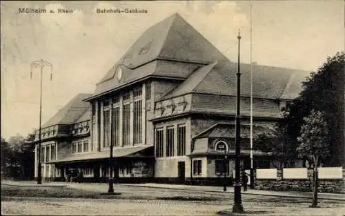 Ak Mülheim Köln am Rhein, Bahnhofsgebäude, Außenansicht