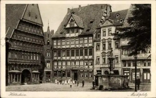 Ak Hildesheim in Niedersachsen, Marktplatz, Brunnen