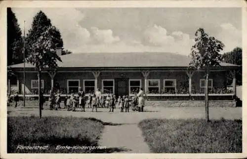 Ak Förderstedt Staßfurt im Salzlandkreis, Ernte-Kindergarten, Kinder
