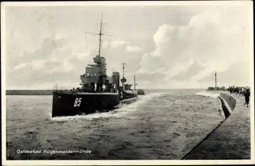 Ak Darłówko Rügenwaldermünde Pommern, Kriegsschiff Nr. 85