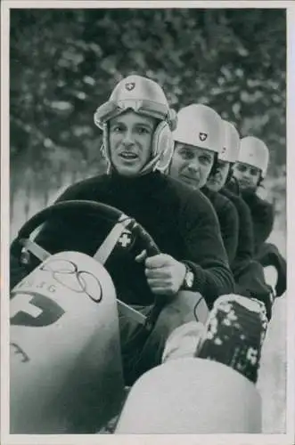 Sammelbild Olympia 1936, Bob Schweiz II, Pierre Musy am Steuer, Viererbob