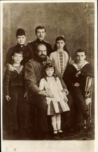 Ak Kaiser Alexander II. mit Familie, Nikolaus II., Olga