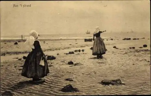 Ak Zoutelande Zeeland Niederlande, Mädchen am Strand, Niederländische Volkstracht