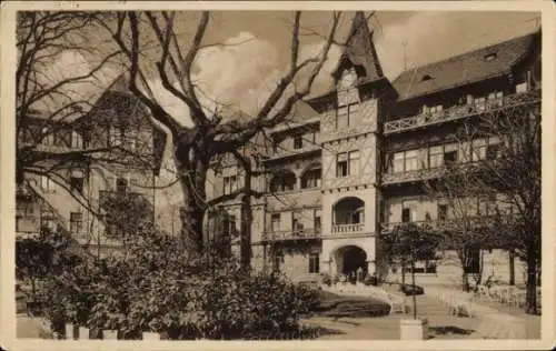 Ak Baden bei Wien in Niederösterreich, Sanatorium Gutenbrunn, Schloss