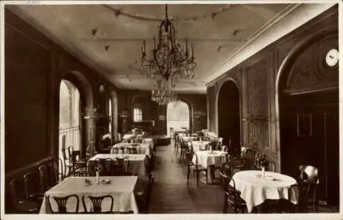 Ak Gera in Thüringen, Quisisana, Conditorei, Café, Restaurant, Weinstube, Innenraum, Kronleuchter