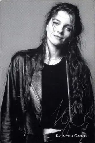 Ak Schauspielerin Katja von Garnier, Portrait, Autogramm