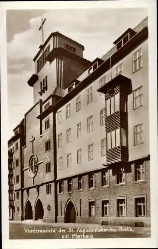 Ak Berlin Pankow, St. Augustinuskirche mit Pfarrhaus