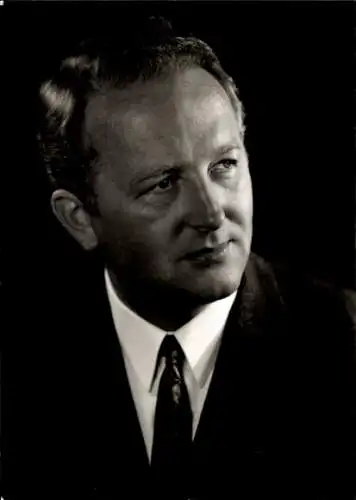 Ak Schauspieler Claus Ocker, Portrait, Autogramm