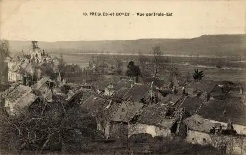 Ak Presles-et Boves Aisne, Vue generale Est, zerstörte Dächer