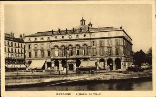 Ak Bayonne Pyrénées Atlantiques, Hotel de Ville