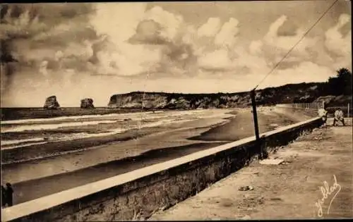Ak Hendaye Pyrénées-Atlantiques, Strand, Rochers Deux Jumeaux, Vue de Boulevard