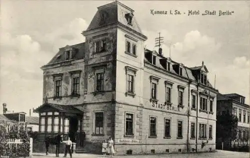 Ak Kamenz in Sachsen, Hotel Stadt Berlin, Radfahrerstation