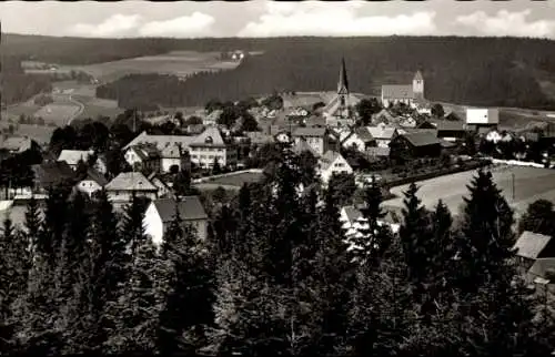 Ak Bischofsgrün im Fichtelgebirge, Teilansicht, Kirchturm