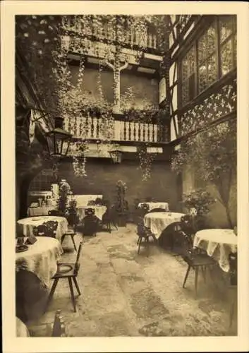 Ak Rothenburg ob der Tauber Mittelfranken, Baumeisterhaus, Hof