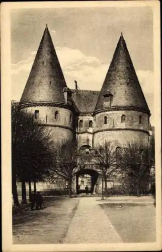 Ak Beauvais Oise, Justizpalast, Tourelles