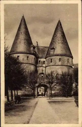 Ak Beauvais Oise, Justizpalast, Tourelles