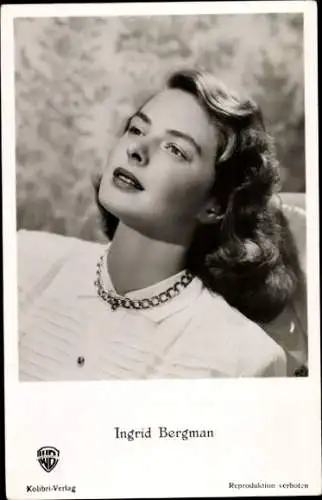 Ak Schauspielerin Ingrid Bergman, Portrait, Halskette