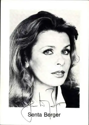 Ak Schauspielerin Senta Berger, Portrait, Autogramm