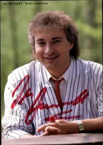 Ak Schauspieler Iff Bennett, Portrait, Radio Luxemburg, Autogramm