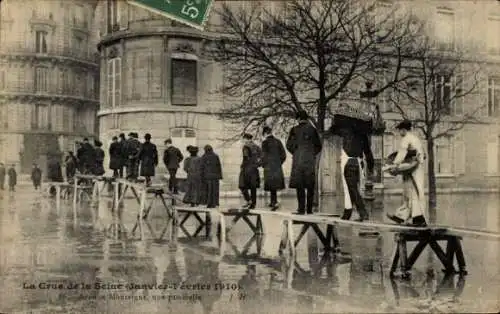 Ak Paris VIIIe Élysée, Avenue Montaigne, Große Seineflut, Januar Februar 1910