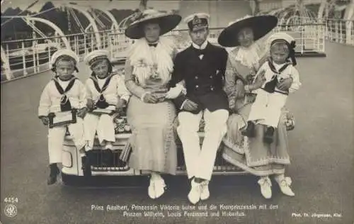 Ak Adalbert von Preußen, Prinzessin Victoria Luise, Kronprinzessin Cecilie, Kinder, SMS Hohenzollern
