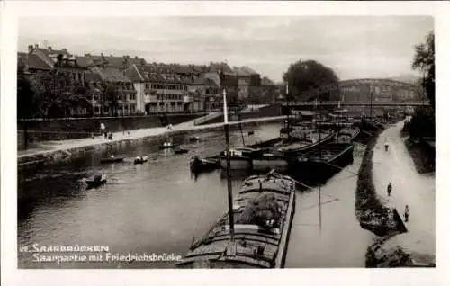Ak Saarbrücken im Saarland, Saarbrücke, Friedrichsbrücke
