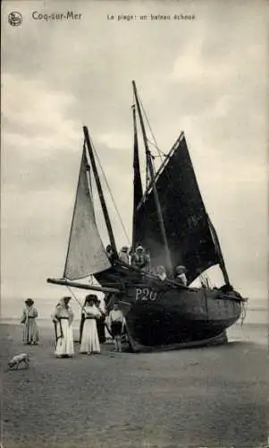 Ak De Haan Le Coq sur Mer Westflandern, Strand, Boot läuft auf Grund