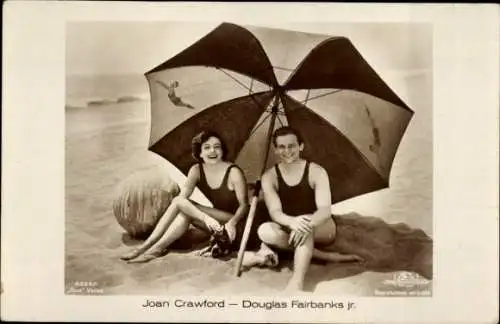 Ak Schauspielerin Joan Crawford, Schauspieler Douglas Fairbanks jr., Filmszene