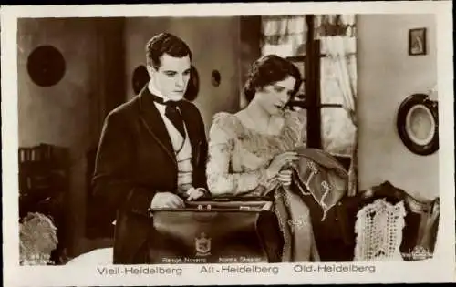 Ak Schauspieler Ramon Novarro, Schauspierin Norma Shearer, Filmszene Alt-Heidelberg