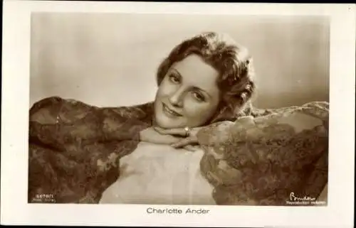 Ak Schauspielerin Charlotte Ander, Portrait