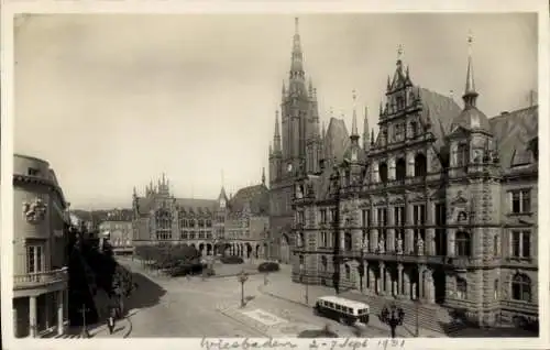 Ak Wiesbaden in Hessen, Schlossplatz, Rathaus, Marktkirche, Aufnahme Rolf Kellner