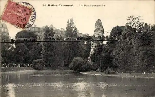 Ak Paris XIX Buttes Chaumont, Le Pont suspendu