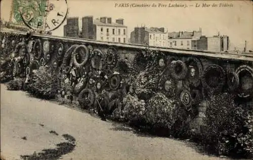 Ak Paris, Cimetière du Père Lachaise, Le Mur des Federes