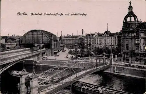 Ak Berlin Mitte, Bahnhof Friedrichstraße mit Schlütersteg