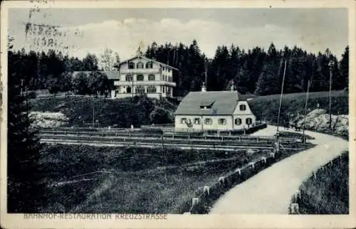 Ak Kreuzstraße Valley Oberbayern, Bahnhof-Restauration Holzkirchen