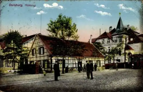 Ak Duisburg im Ruhrgebiet, Alte Häuser an der Monning, Fachwerk, Straßenbahn