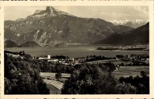 Ak Mondsee Oberösterreich, Panorama mit Schafberg, Dachstein