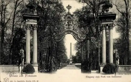 Ak Potsdam, Schloss Sanssouci, Eingang zum Park