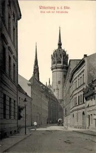 Ak Wittenberge an der Elbe Prignitz, Straßenpartie, Schlosskirche