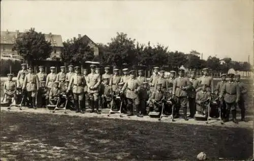 Foto Ak Soldaten in Uniformen, Maschinengewehr Abteilung, I WK