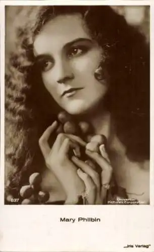 Ak Schauspielerin Mary Philbin, Portrait