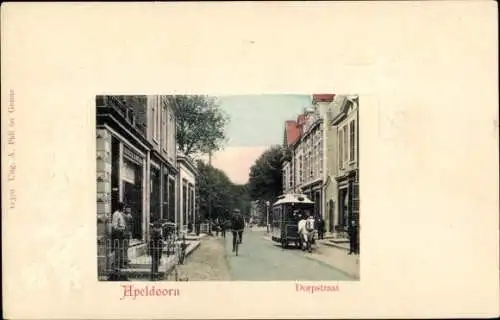 Passepartout Ak Apeldoorn Gelderland, Dorfstraße, Pferdebahn