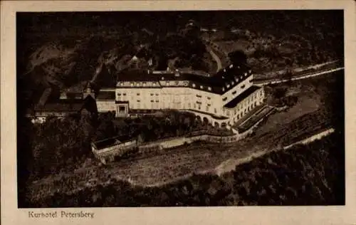 Ak Königswinter am Rhein, Kurhotel Petersberg mit Rheinterrasse, Außenansicht