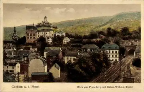 Ak Cochem a.d. Mosel, Teilansicht, Blick von Pinnerberg, Kaiser-Willhelm-Tunnel