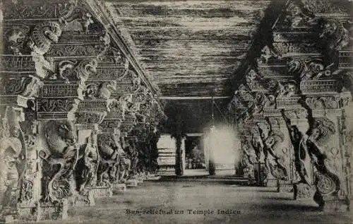 Indisches Ak, Flachreliefs eines Tempels