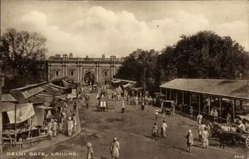 Ak Lahore Pakistan, Delhi Gate