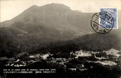 Ak Japan, Blick auf den Berg Unzen vom Berg Kinugasa, Unzen-Park