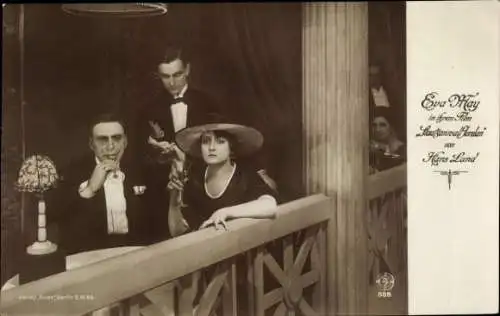 Ak Schauspielerin Eva May, Schauspieler Hans Land, Filmszene