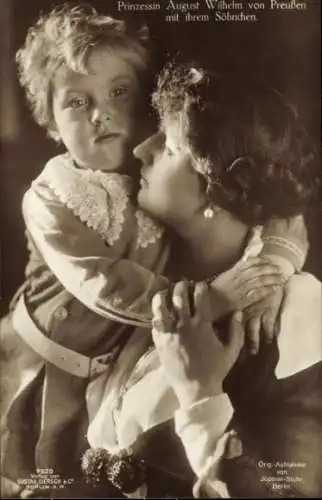 Ak Prinzessin August Wilhelm von Preußen, Alexandra Viktoria, Prinz Alexander Ferdinand, Portrait